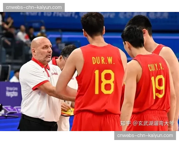 新任中国男篮主帅乔尔杰维奇谈观赛CBA:重点关注后卫线人选 新任中国男篮主帅乔尔杰维奇谈观赛CBA:重点关注后卫线人选