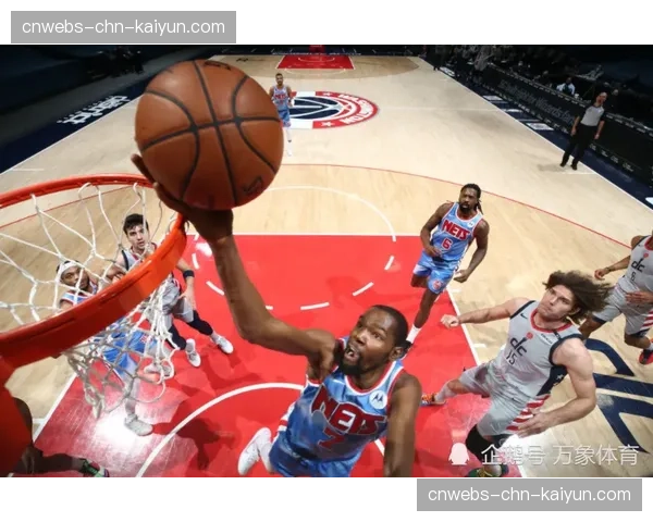 “山猫不敌火花遭遇三连败,球队防守效率暂列联盟垫底” “山猫不敌火花遭遇三连败,球队防守效率暂列联盟垫底”